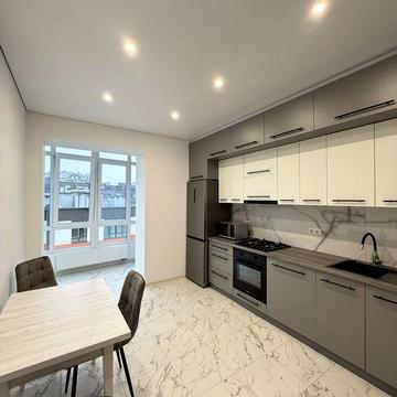 ЖК Паркове Містечко. 2-к укрмплектована. Центр міста!