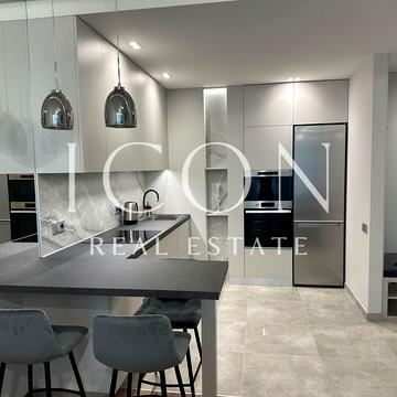 Берестейський просп. (Перемоги), 11 к1