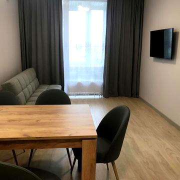 Дніпровська набережна вул., 20-Б