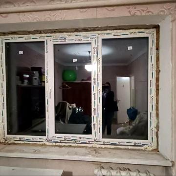 Андрія Мельника вул. (), 6