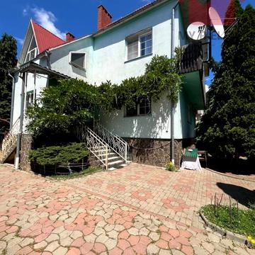 Центральна