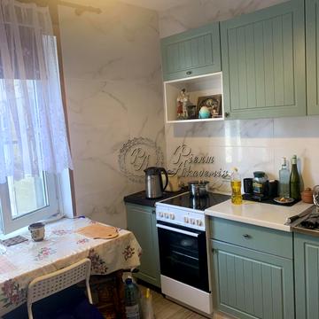 Чорнобильська вул., 24/26