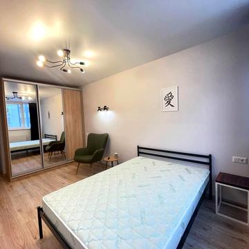 Яблунева вул., 9-А