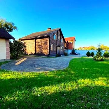 Центральна вул.