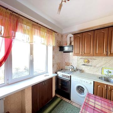 Шолом-Алейхема вул., 1