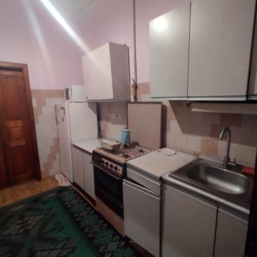 Вячеслава Чорновола просп. (), 16а