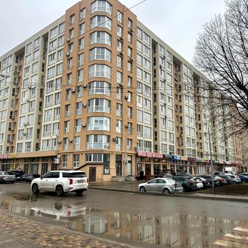 Героїв Небесної Сотні просп., 26/17