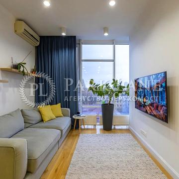 Авіаконструктора Антонова вул., 2-Б