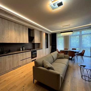 Словянська набережна вул., 25-А