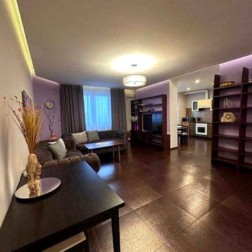 Оренда 3к. квартири, вул. О. Мишуги 12, м. Позняки 3 хв..