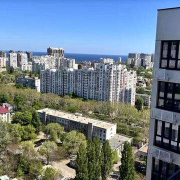 Івана Франка вул., 40