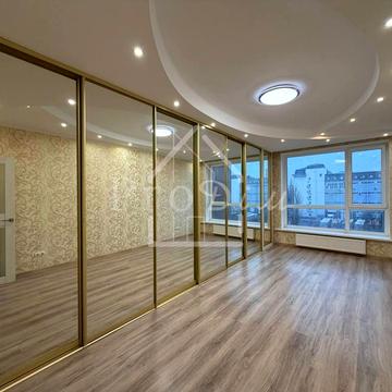 Вацлава Гавела бульв. (Івана Лепсе), 6/7а