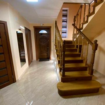 Оренда просторого окремостоячого будинку с. Скнилів