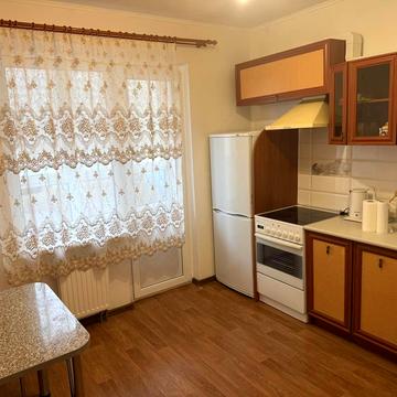 Софії Русової вул., 7