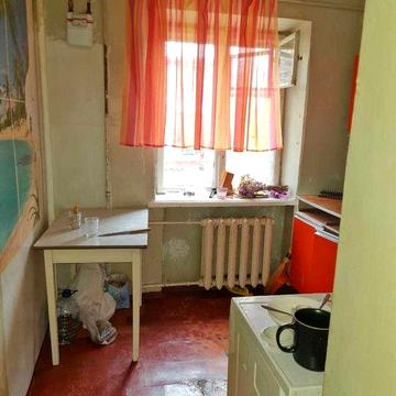 Здам 2 кімн. квартиру в нагірній частині. 2 пов. Без ремонту. 3000