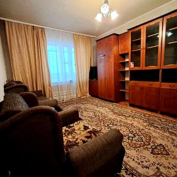 Левка Лукяненка вул. (Маршала Тимошенка), 33/35