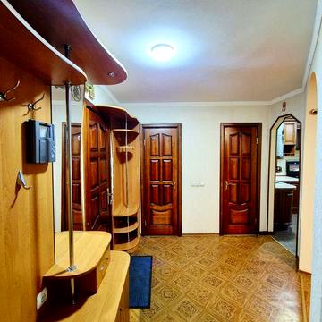 2 Кімнатна.Шкільний  Біля Файномаркет.