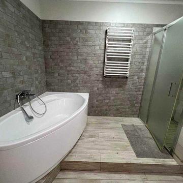 Оренда 2к квартира в центрі новобудова