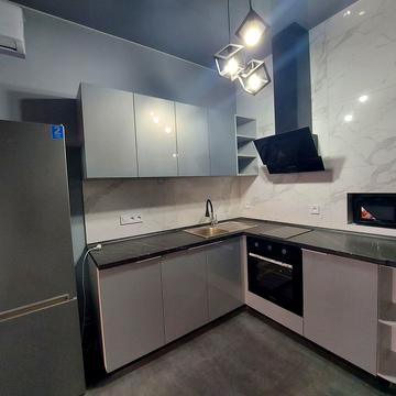 Маячний пров., 7