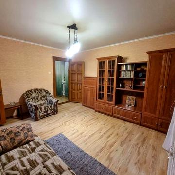 Здам будинок на ближньому старому місті.