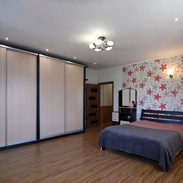 Здається квартира з автономним опаленням вул.Волі