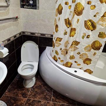 Роганська вул., 130/3