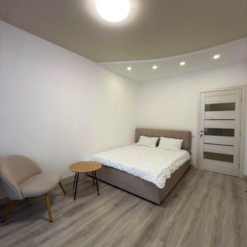 Довга вул., 30