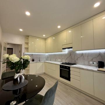 Довга вул., 30