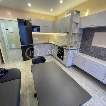 Продам 2 кім 60м   Кришталеві Джерела