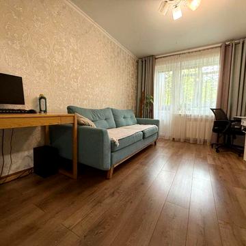 Продаю отличную 3-ку проспект центральный и 3-я Слободская