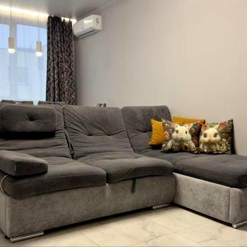 Юнацька вул., 1