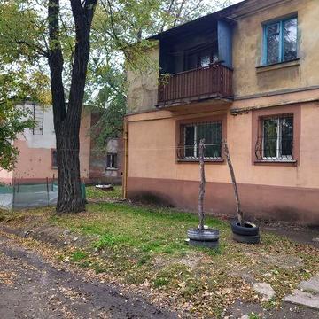 Продам двухкомнатную квартиру. Y.A.