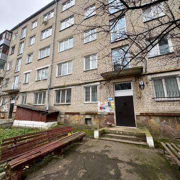 Василя Червонія вул. (Гагаріна), 71