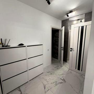 Оренда 1-кімнатної в ЖК Містечко Центральне , вул.Височана