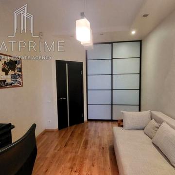 Деревлянська вул. (Якіра), 16