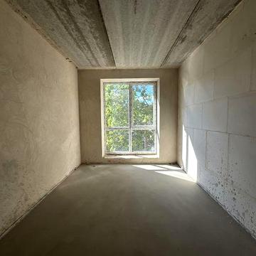 Квартира з балконом біля парку Дубки! Газ! Центр міста!