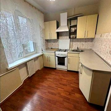 Сдам 1- комнатную квартиру 12-й квартал