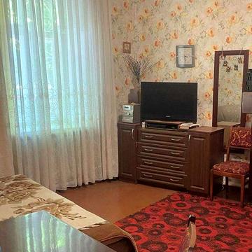 2-комнатная квартира с газовым котлом, жилая, Михайловская пл/Сквер