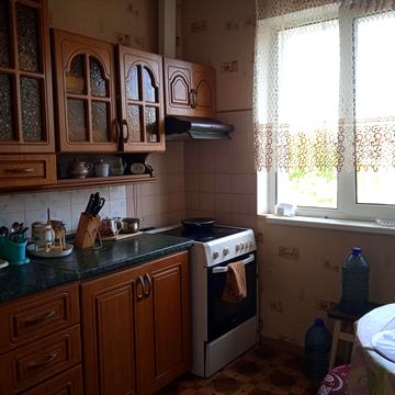 Червоної Калини просп. (Володимира Маяковського), 1