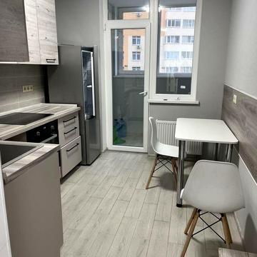 Петра Калнишевського вул. (Михайла Майорова), 6