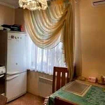 ПРОДАЄТЬСЯ однокімнатна квартира, вул. Габдрахманова.