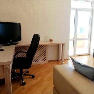 Оренда 2к. квартири на Липській,15. Урядовий квартал.