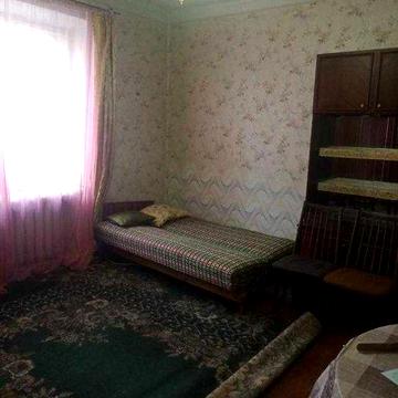 Сдам 2-х комнатную квартиру в Центре.