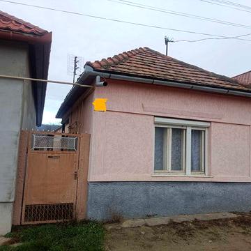 НЕВЕЛИКИЙ 54 кв.м., КОМПАКТНИЙ будинок у житловому стані, тиха вулиця