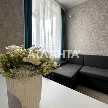 У продажу смарт-квартира з ремонтом та меблями на Таїрова.