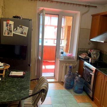 Продам 3кімнатну квартиру м. Житомир можна по спецкоштах