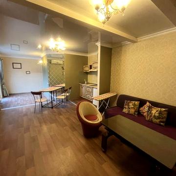 Оренда 2х кімнатної квартири в Центрі вул.Маріупольська, від 1-2 міс.