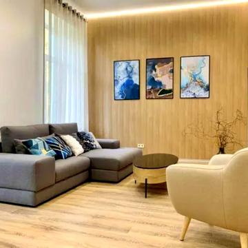 Михайлівська вул., 21