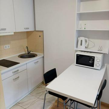 Машинобудівна вул., 39