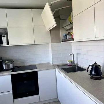 88881 4-ком квартира укомплектована меб +тех, метро Научная Ляпунова